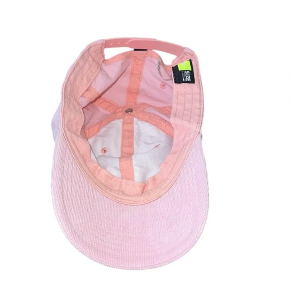 NIKE Retro Vintage Style Pink Corduroy‎ Snapback Cap